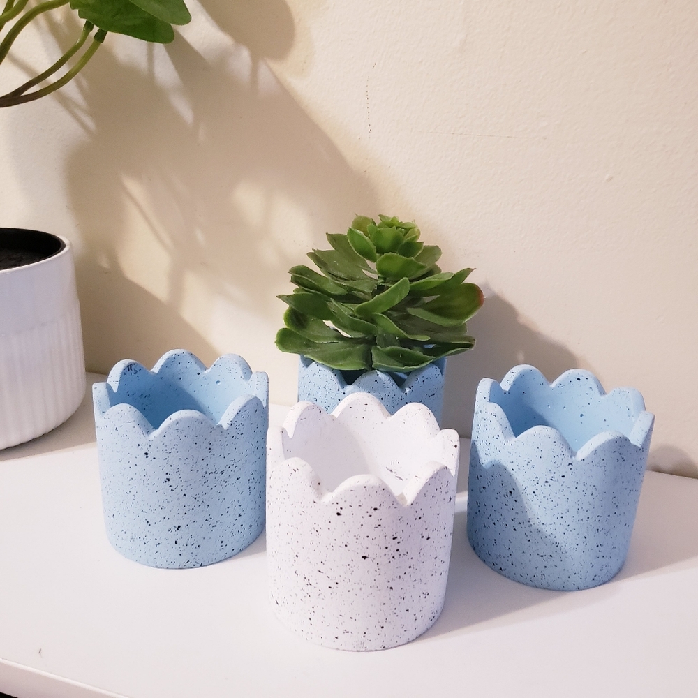 Home Styles NWT Concrete Speckled  Mini Planters - Set Of 4